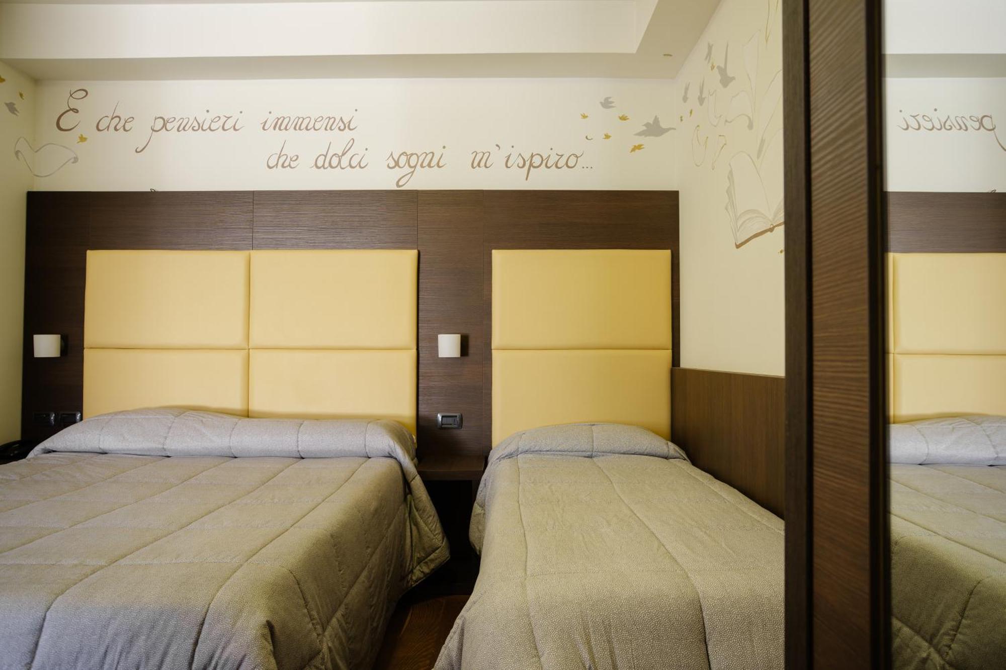 Hotel Ristorante Da Tonino Recanati Ngoại thất bức ảnh