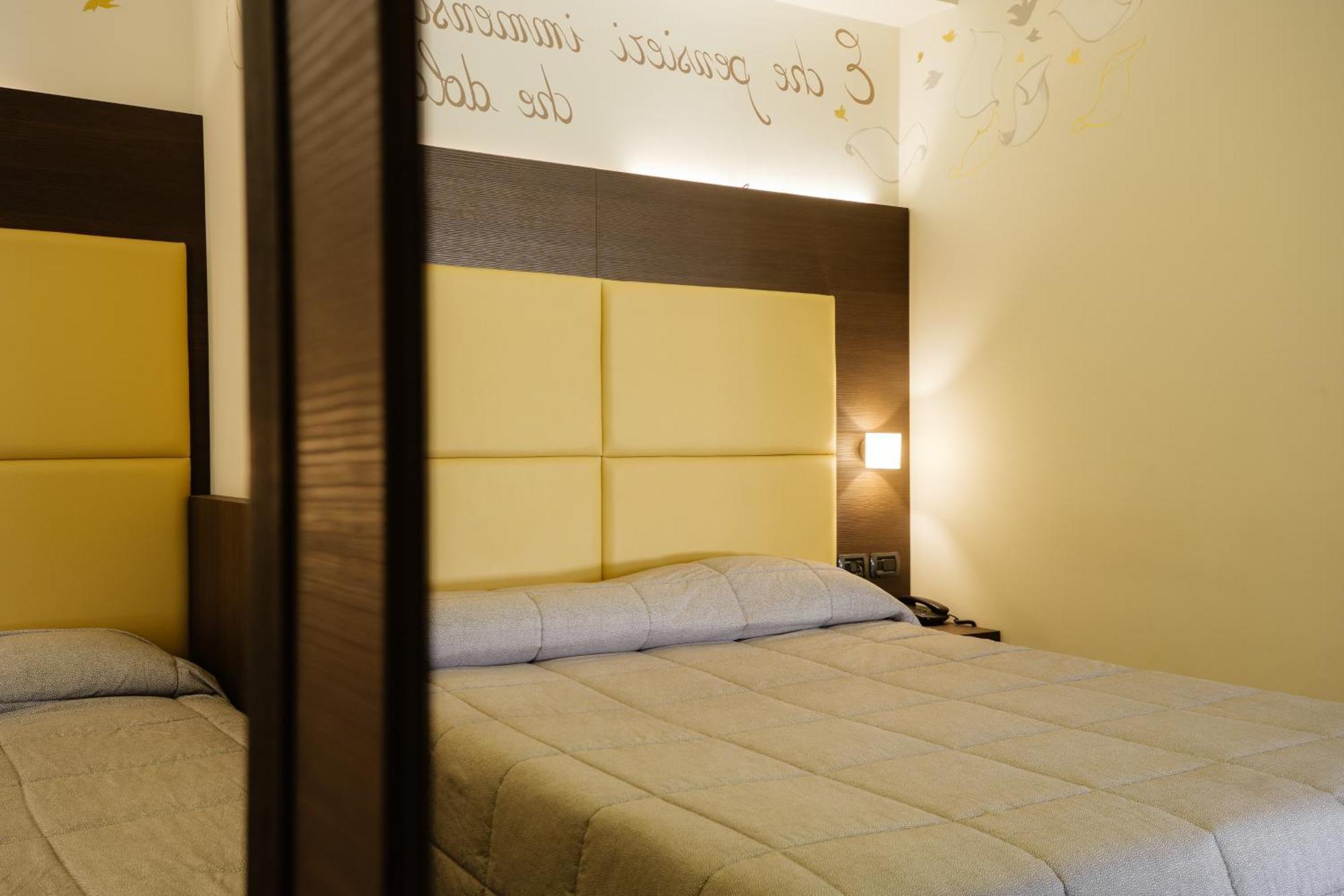 Hotel Ristorante Da Tonino Recanati Ngoại thất bức ảnh